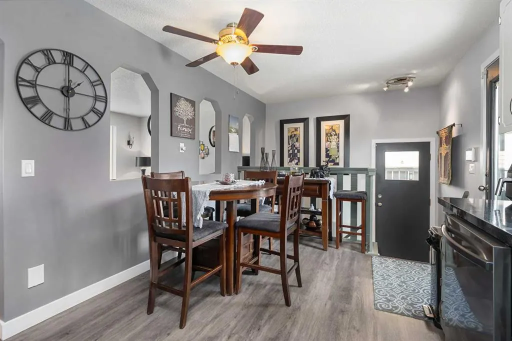 156 Rundlehill Drive NE