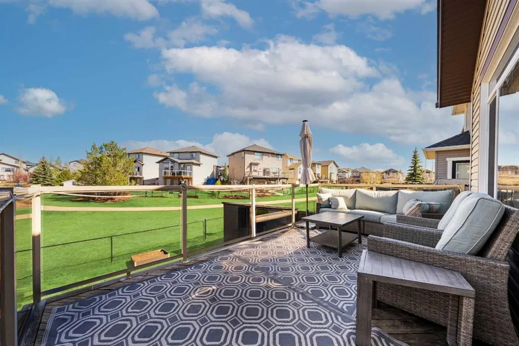 178 Prairie Springs Crescent SW