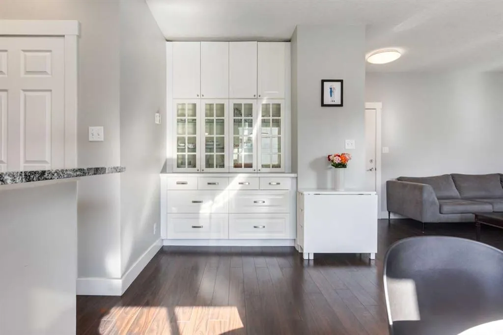 3501 15 Street SW, #201