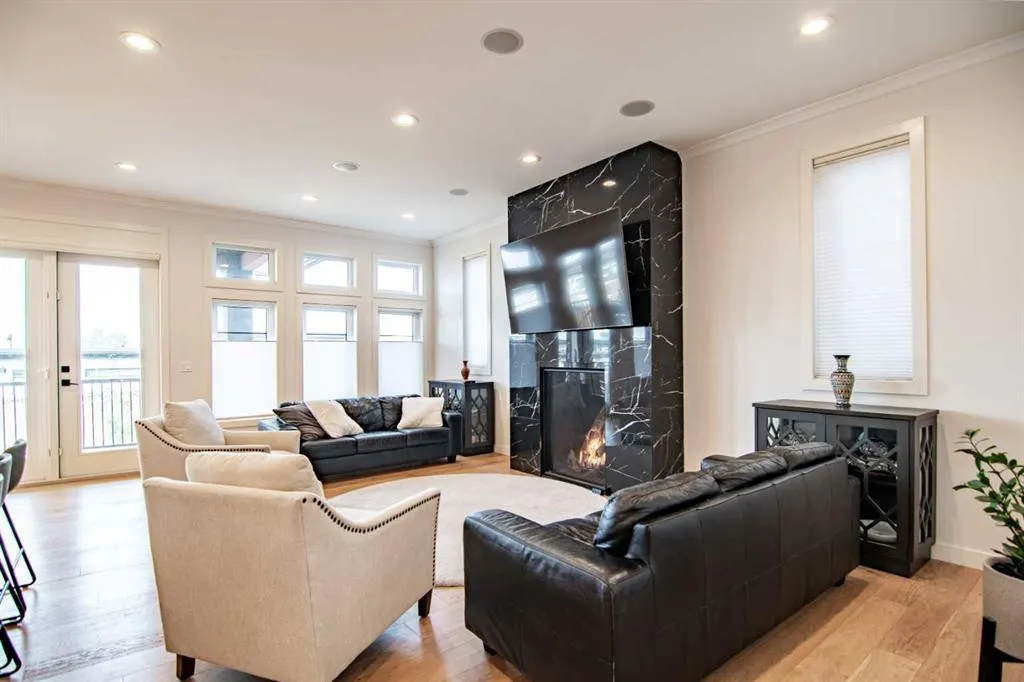118 Turner Crescent