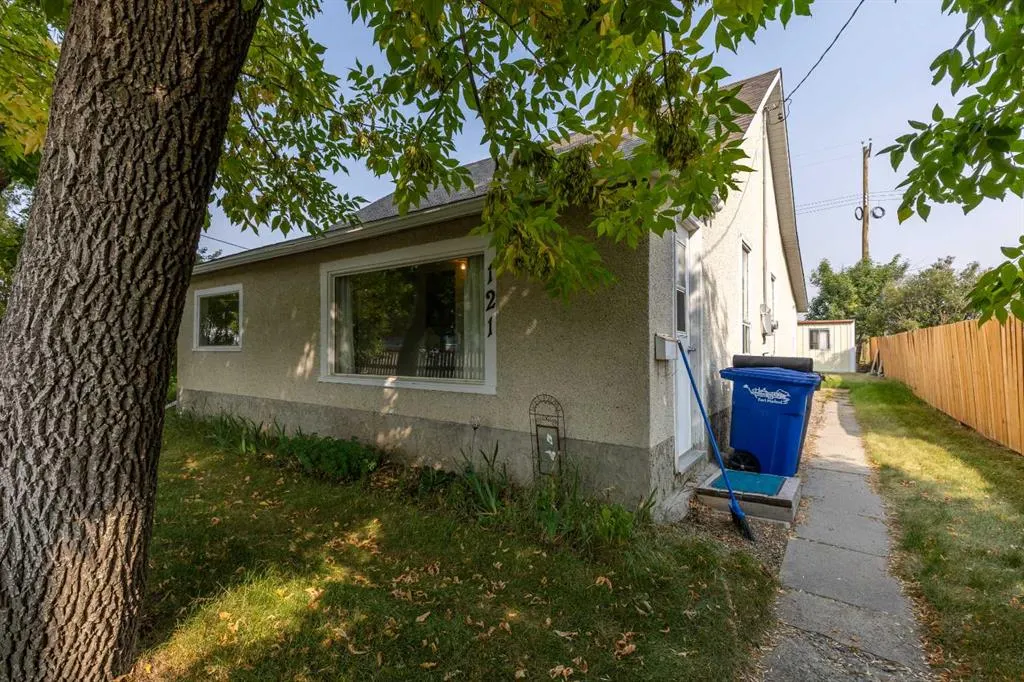 121 22 Street