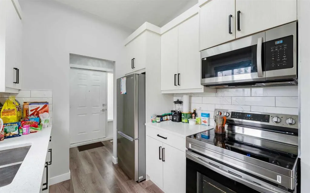 36 Whitehaven Road NE