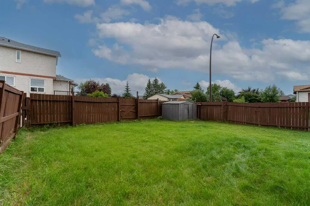 36 Whitehaven Road NE