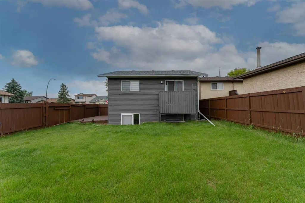 36 Whitehaven Road NE