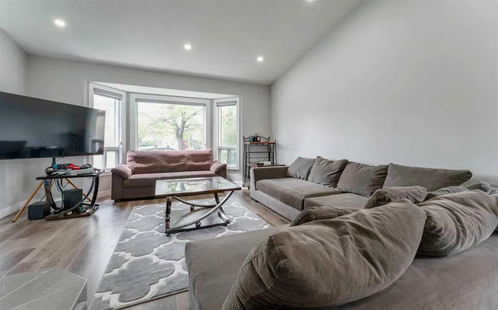 36 Whitehaven Road NE