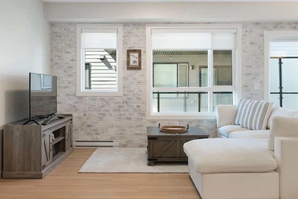 42 Cranbrook Gardens SE, #2203
