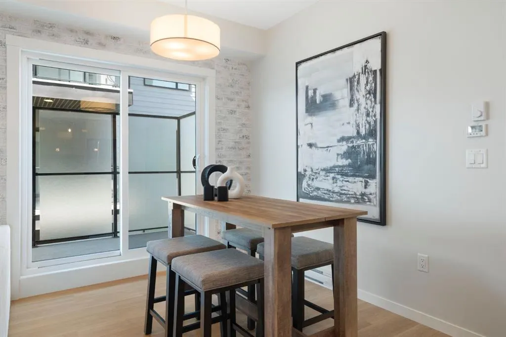 42 Cranbrook Gardens SE, #2203