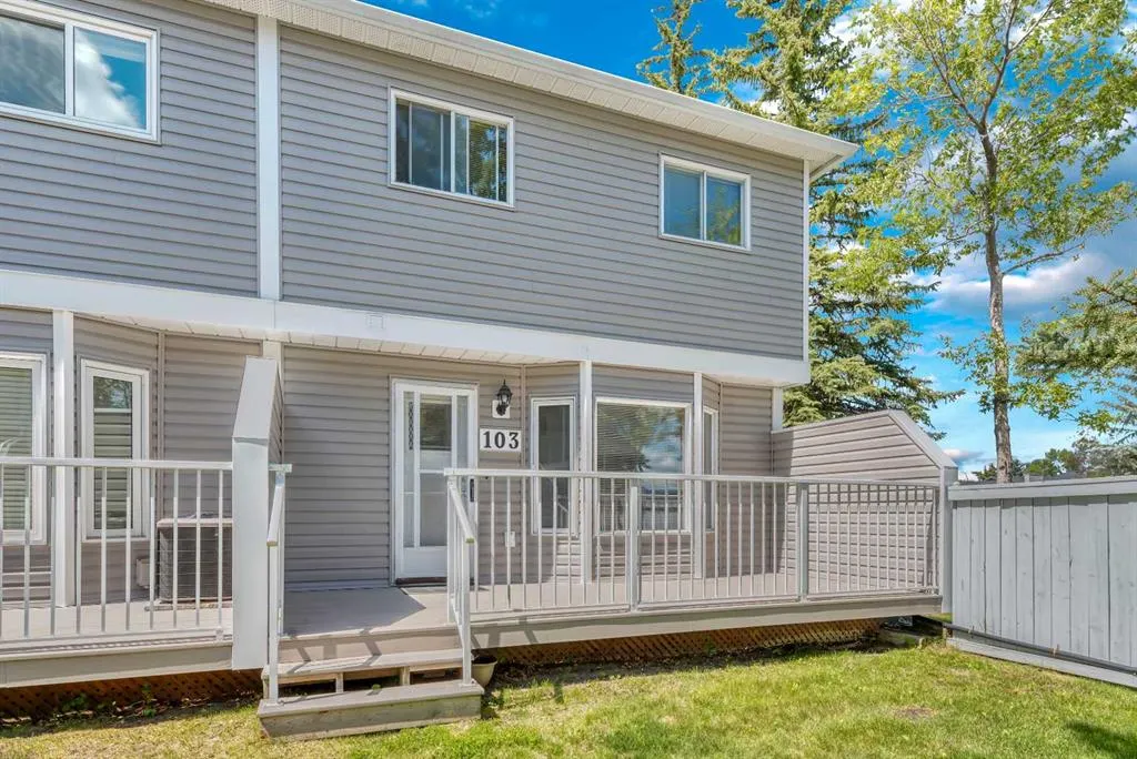 103 Riverglen Park SE