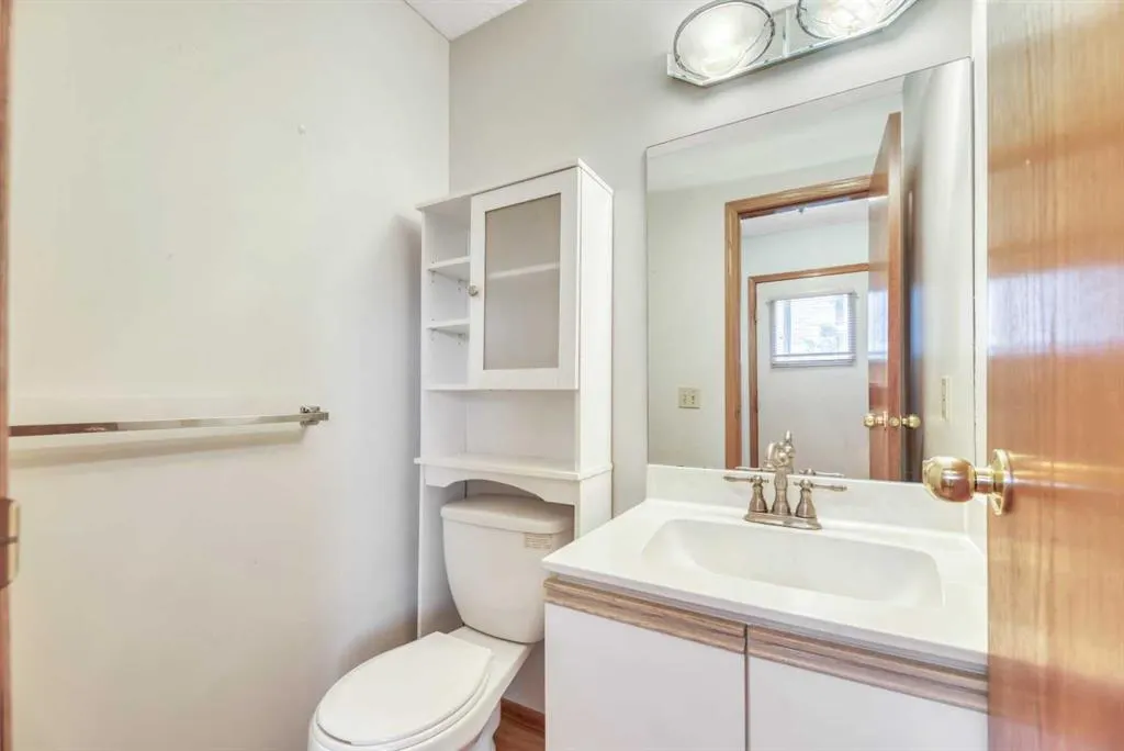103 Riverglen Park SE