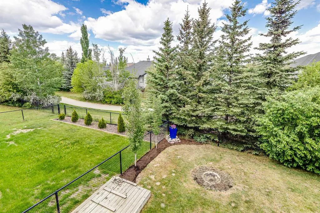 676 Coopers Drive SW