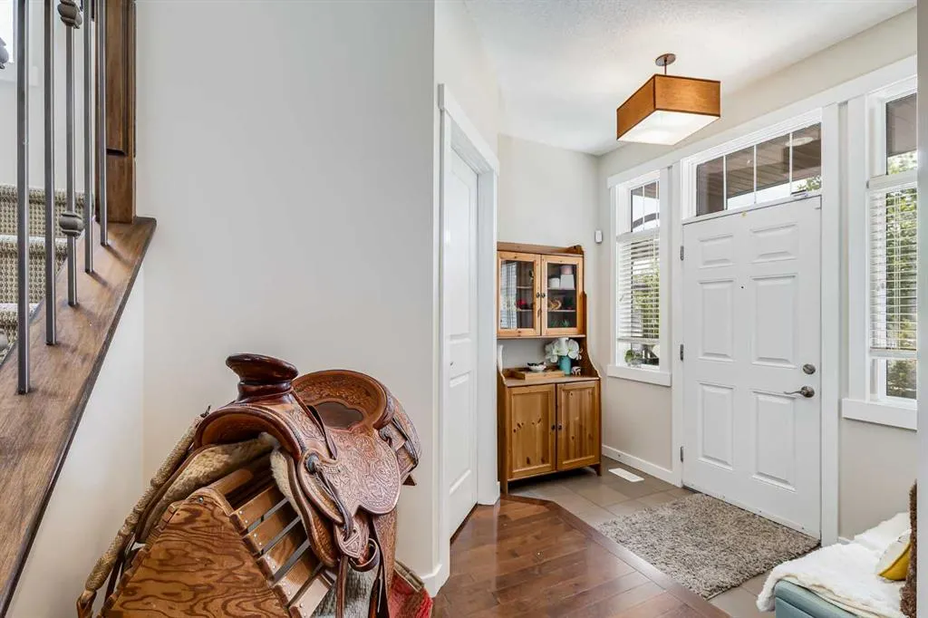 676 Coopers Drive SW