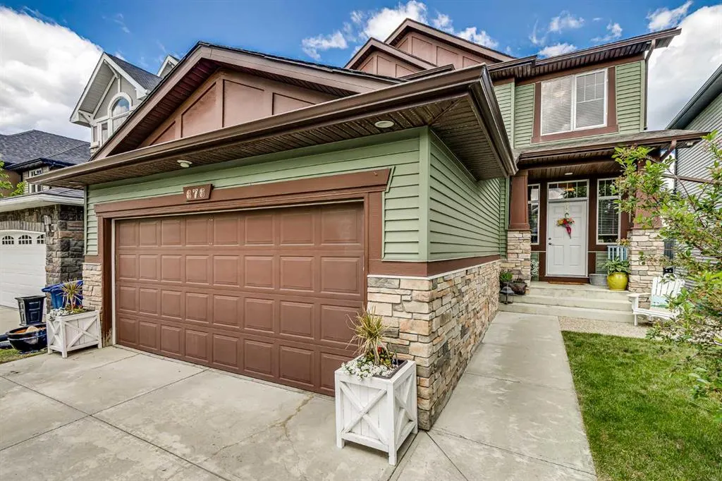 676 Coopers Drive SW