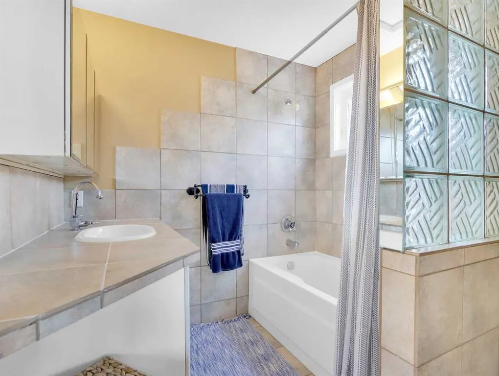 242 Benchlands Terrace, #17