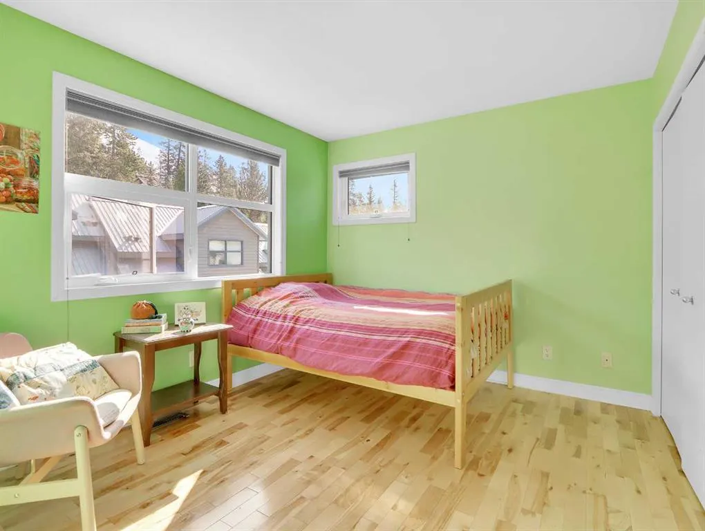 242 Benchlands Terrace, #17