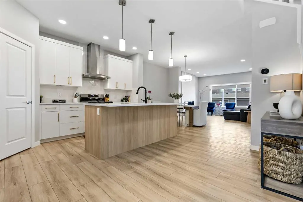 47 Finch Gardens SE