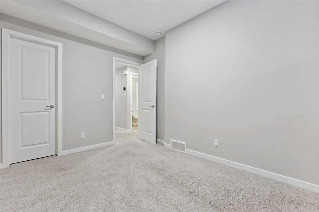 47 Finch Gardens SE