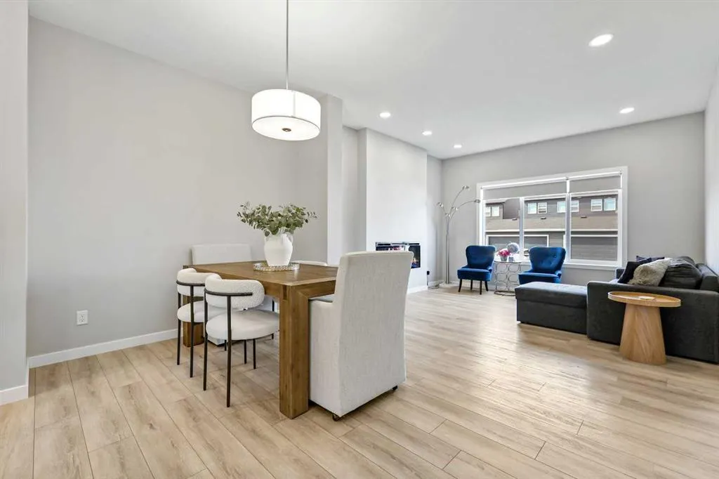 47 Finch Gardens SE