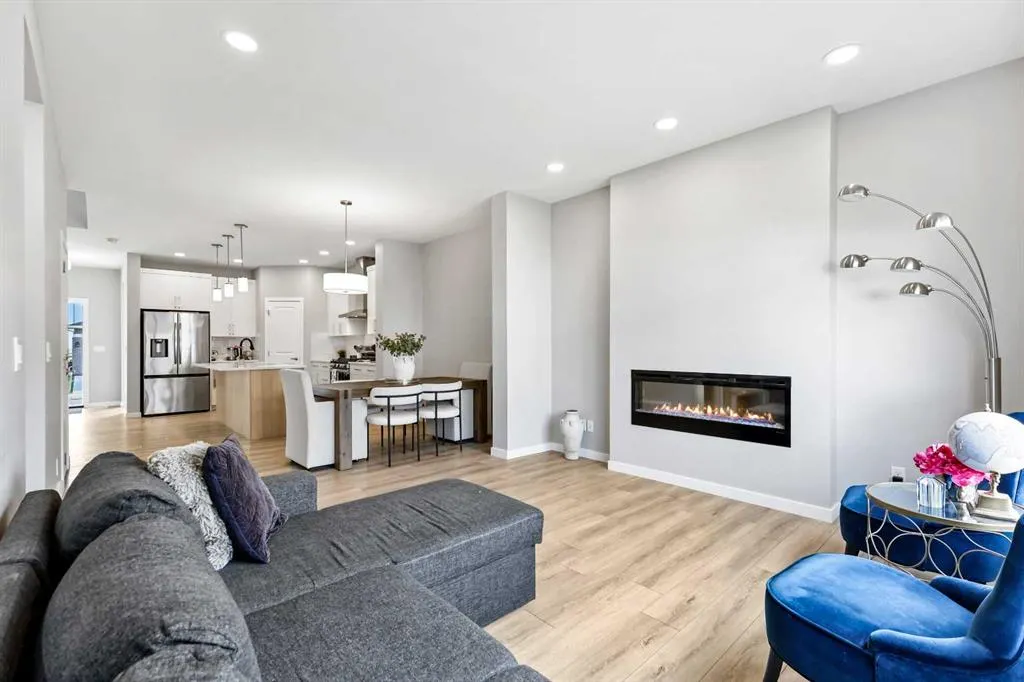 47 Finch Gardens SE