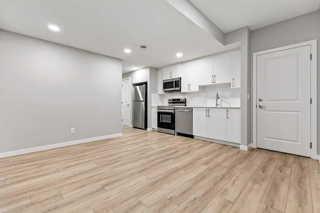 47 Finch Gardens SE