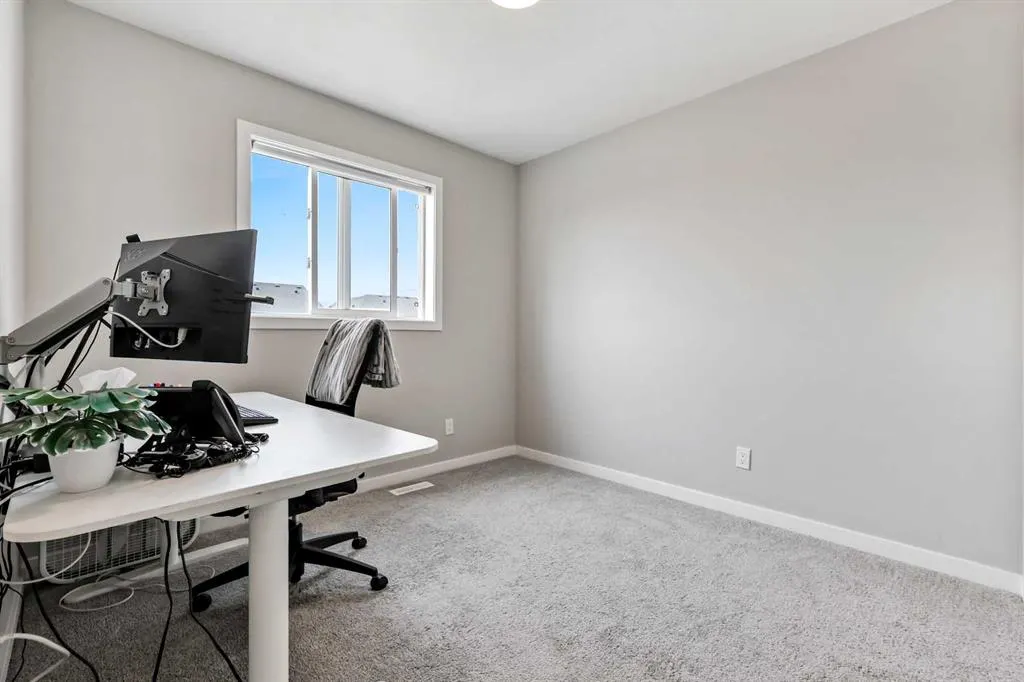 47 Finch Gardens SE