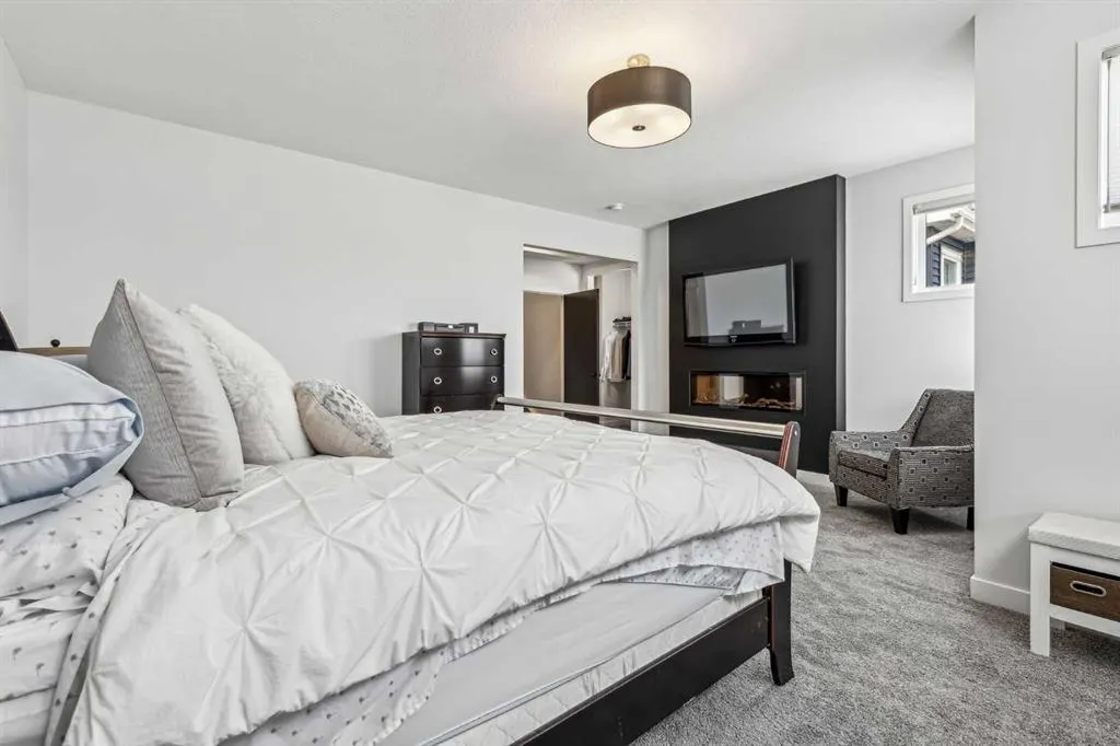 123 Mitchell Way NW