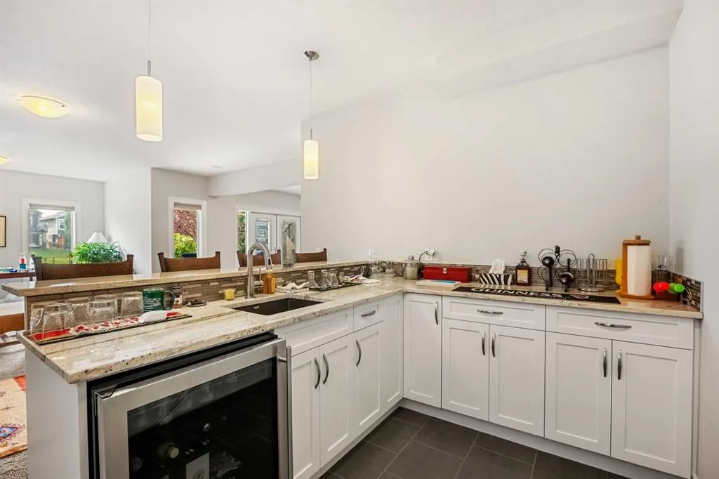 2253 Bayside Road SW
