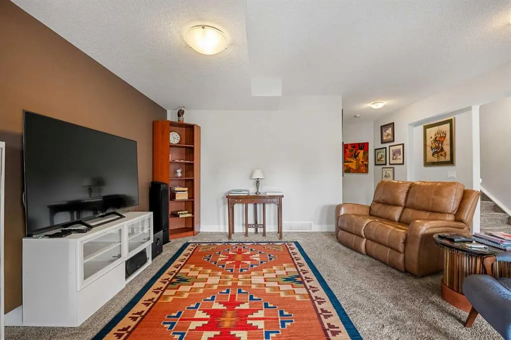 2253 Bayside Road SW