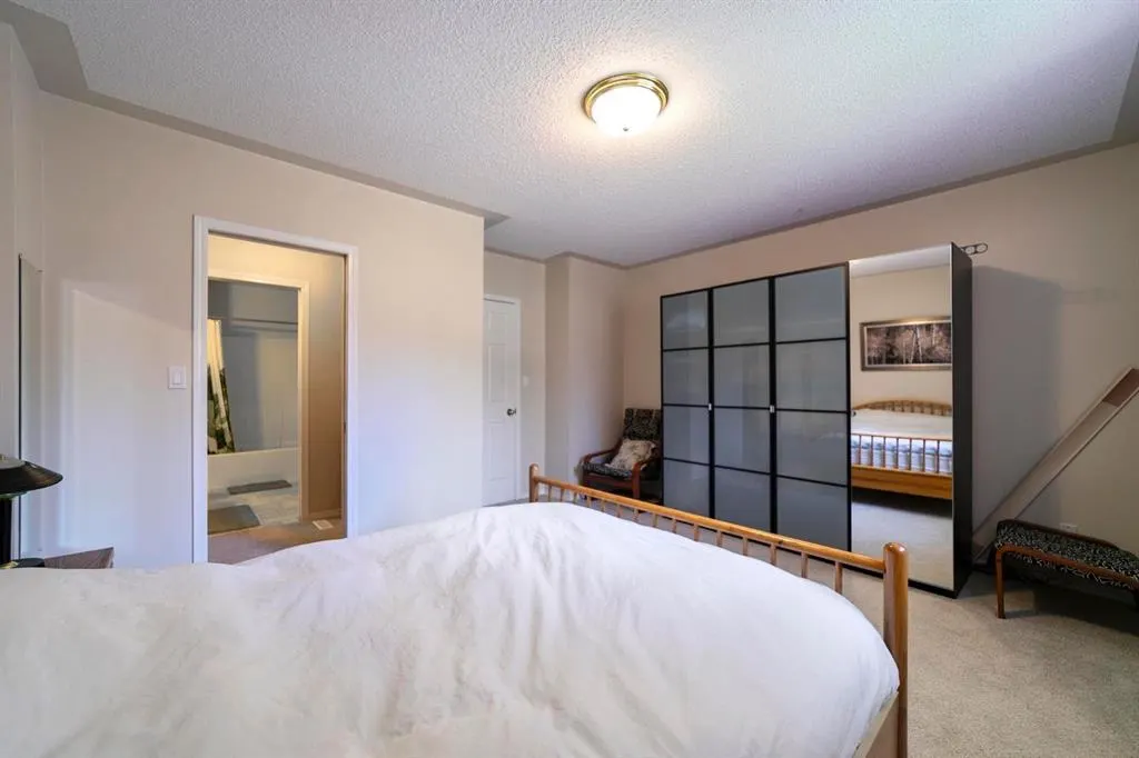 5014 56 Street, #2