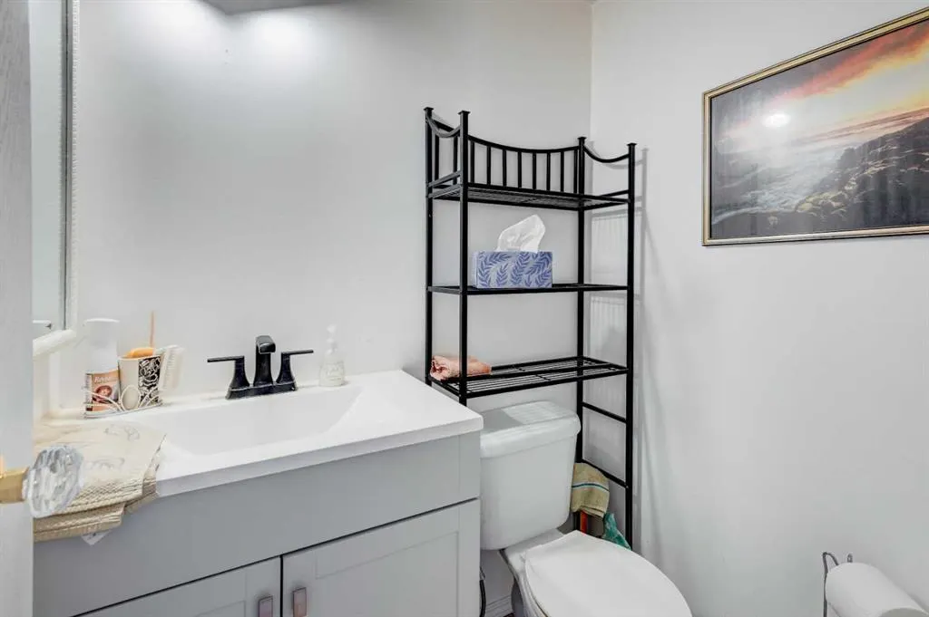 2300 Oakmoor Drive SW, #110
