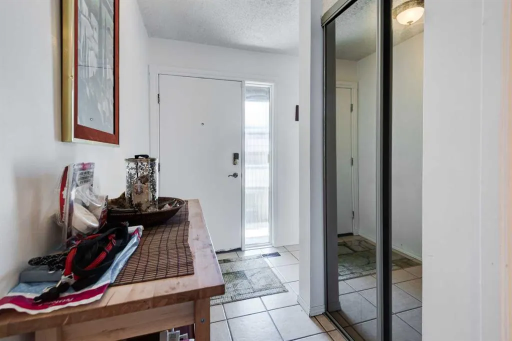 2300 Oakmoor Drive SW, #110