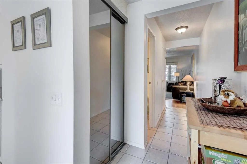 2300 Oakmoor Drive SW, #110