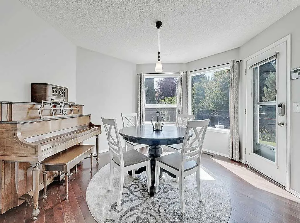 169 Woodpark Court SW