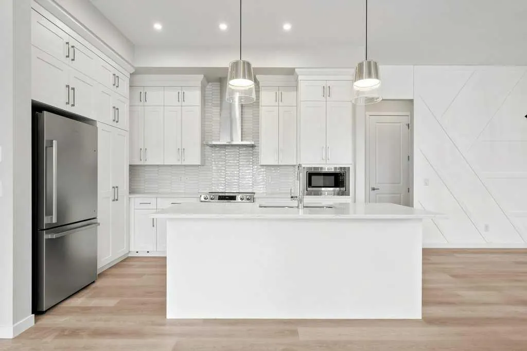 651 Marine Drive SE