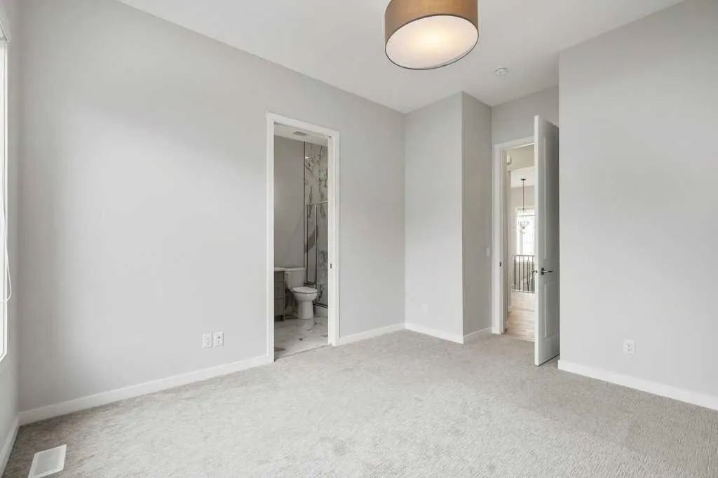 651 Marine Drive SE