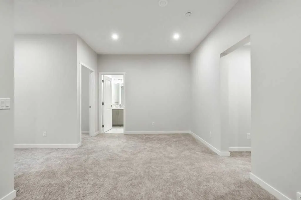 651 Marine Drive SE