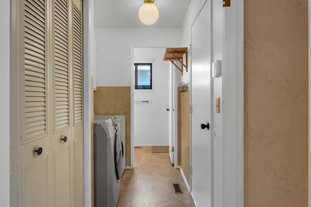 31 Scenic Green NW