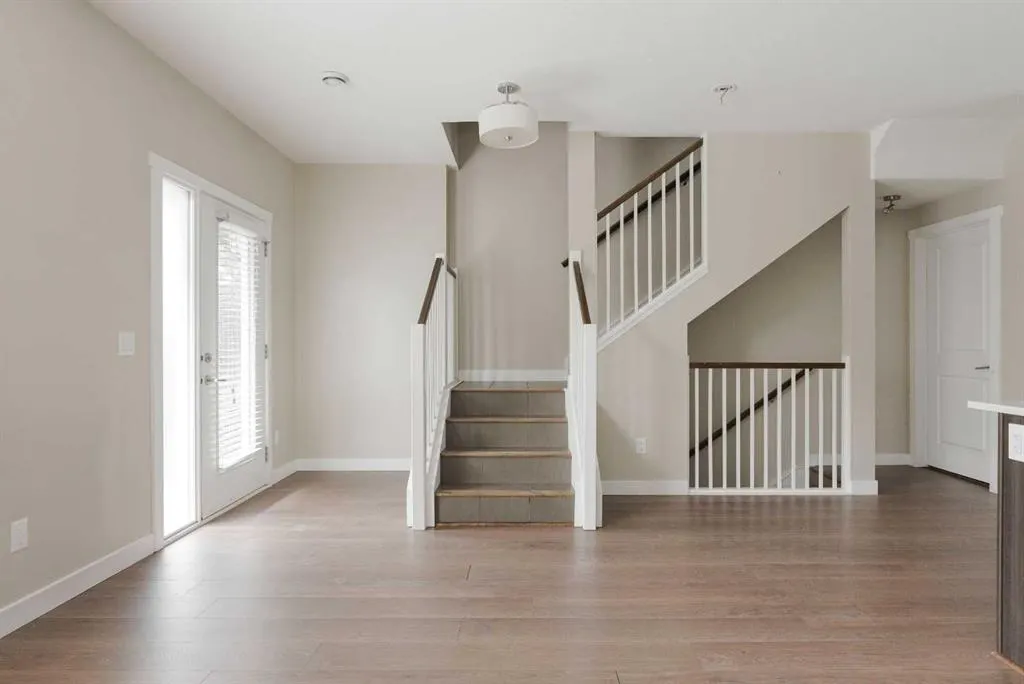 141 Fontaine Crescent, #44