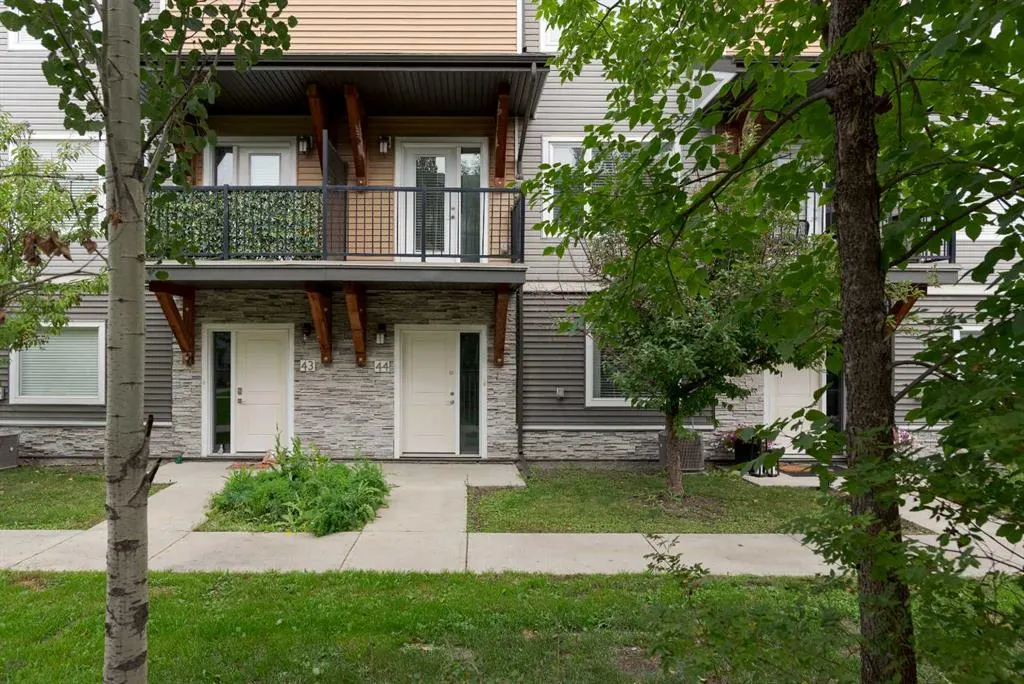141 Fontaine Crescent, #44