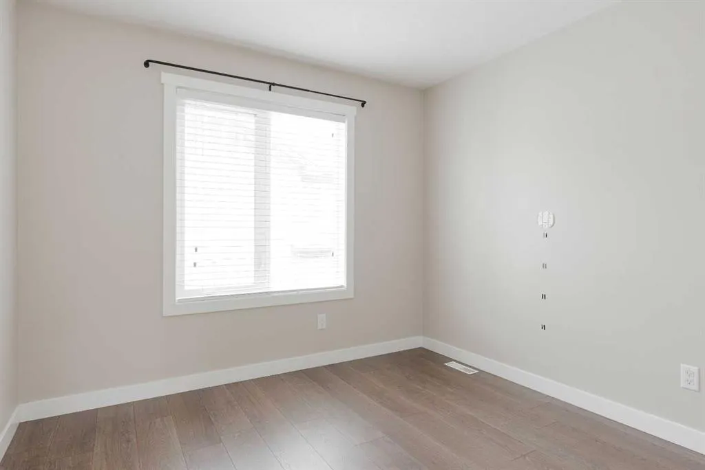 141 Fontaine Crescent, #44