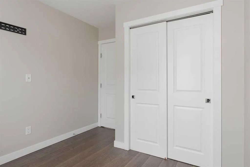 141 Fontaine Crescent, #44