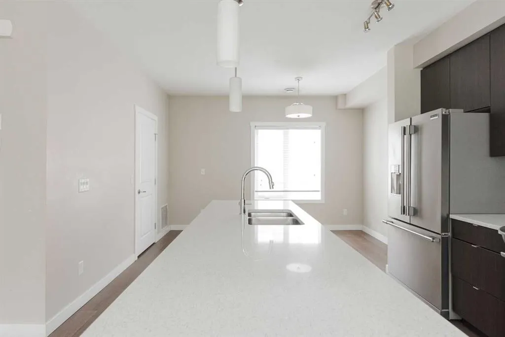 141 Fontaine Crescent, #44