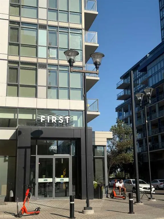550 Riverfront Avenue SE, #406