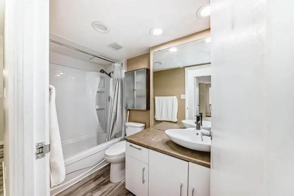 1334 14 Avenue SW, #306