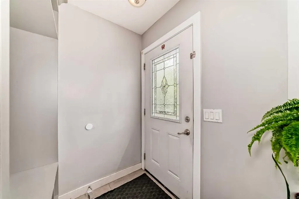 42 Taraglen Road NE