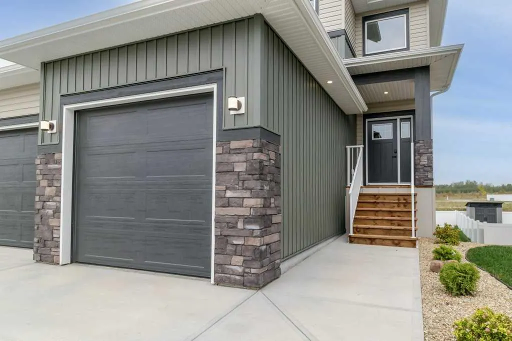 10 Aura Drive