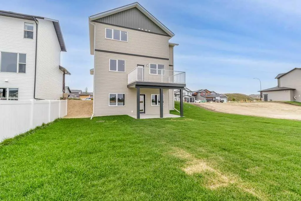 10 Aura Drive
