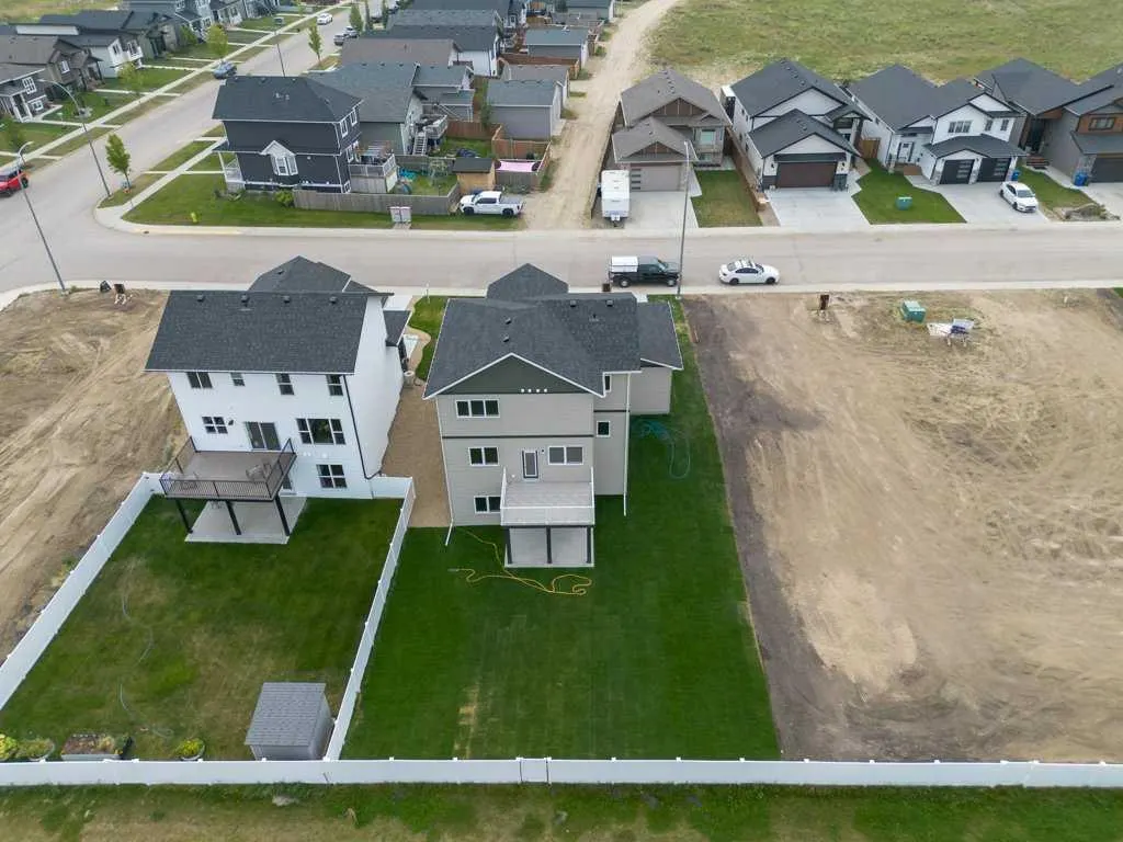 10 Aura Drive
