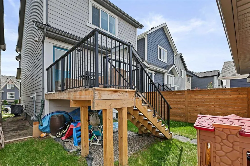 554 Masters Road SE