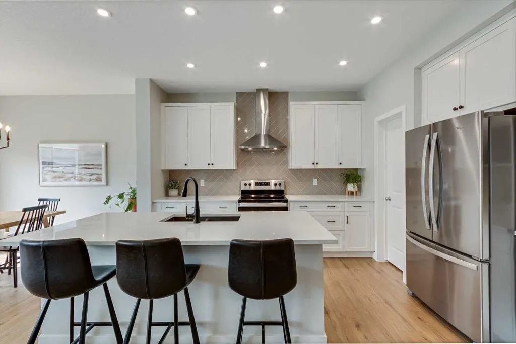101 Mallard Grove SE