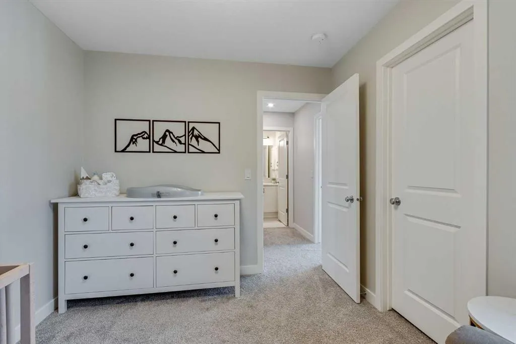 101 Mallard Grove SE